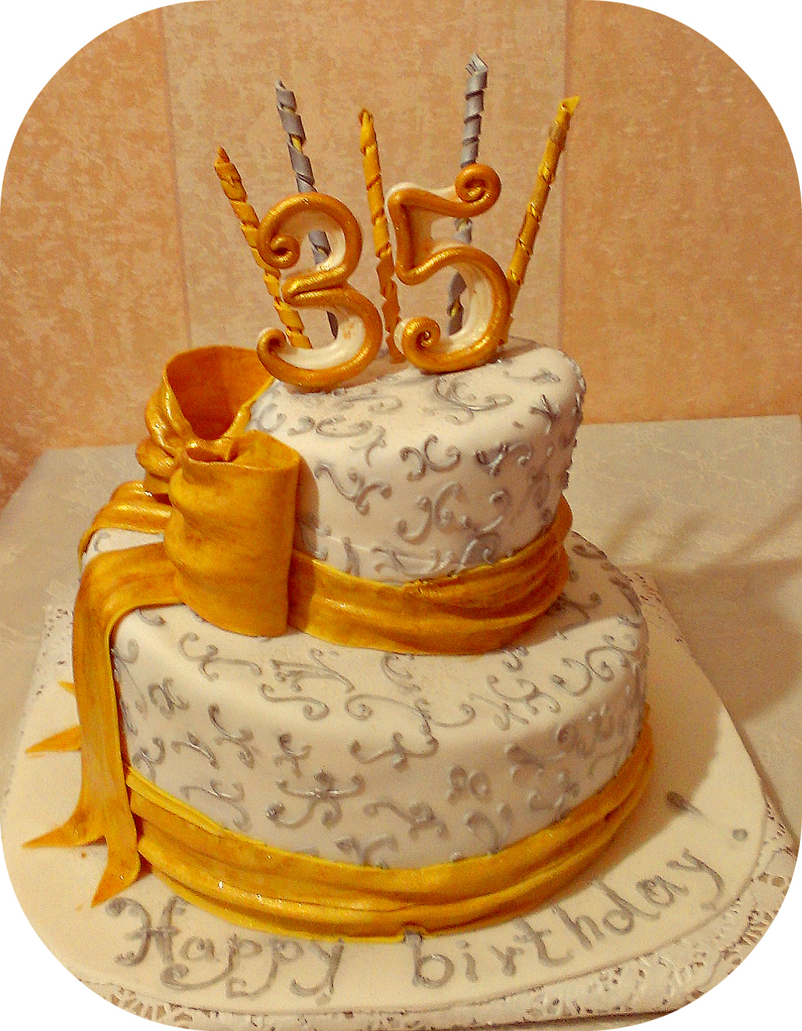 торт на юбилей 35 лет девушке фото